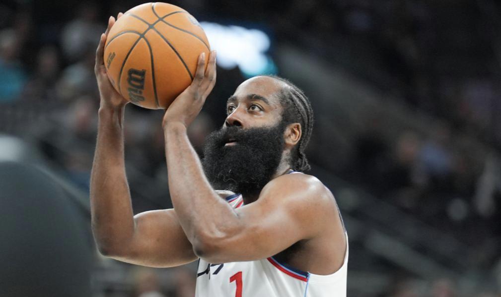 老鹰不断突破！，哈登连续十二场比赛得分超过重要助攻比赛高潮迭起的简单介绍