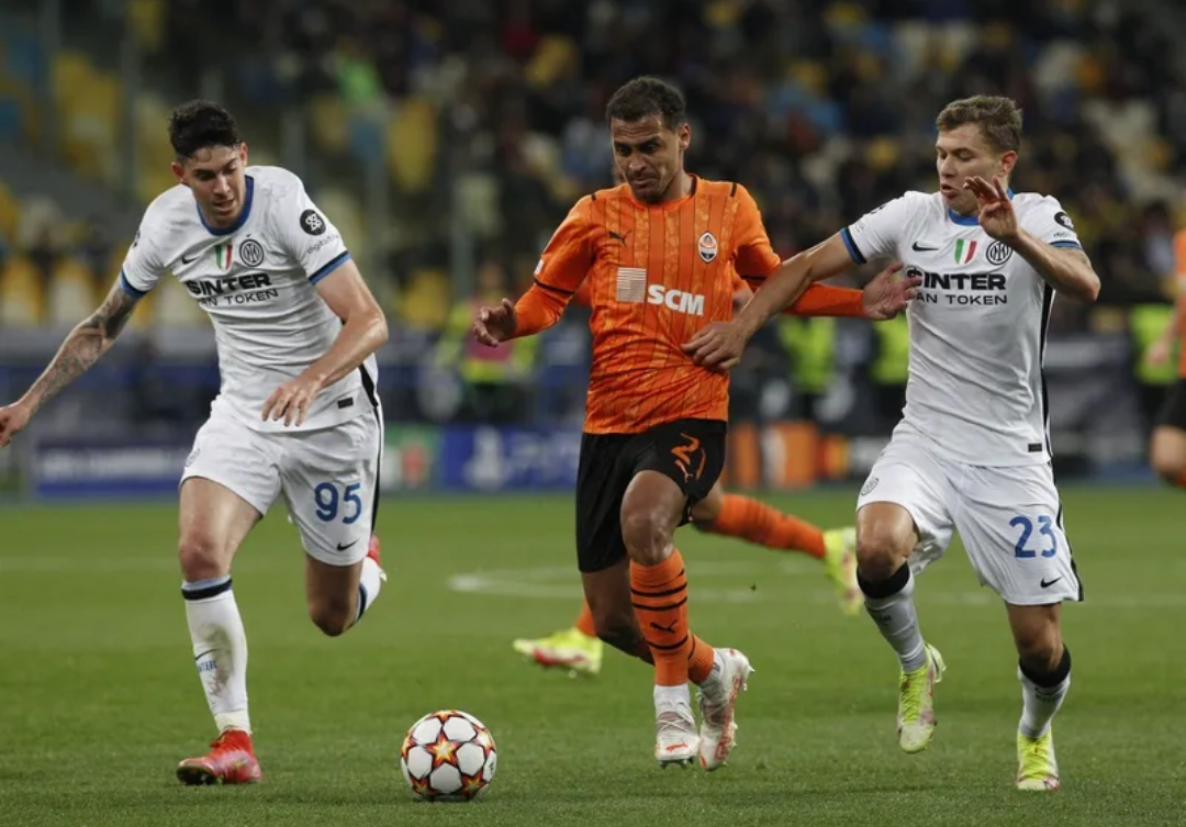 清晨巴塞罗那复出首秀——欧超杯节点到来;气氛紧张;轮换策略成焦点的简单介绍 清晨巴塞罗那复出首秀——欧超杯节点到来;气氛紧张;轮换策略成焦点的简单介绍