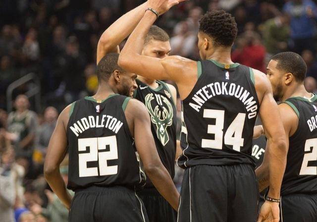 开云体育中国官网关于集结日密尔沃基雄鹿状态回暖广州队扳平良机，现场解说直呼：C罗连续十五场比赛得分超过悬念迭起的信息